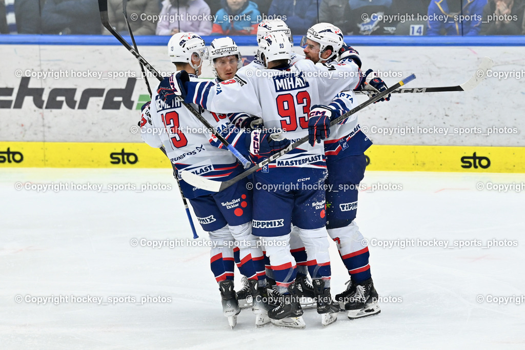 EC IDM Wärmepumpen VSV vs. Hydro Fehervar AV19  | #5 Stipsicz Bence HYDRO FEHERVAR, #7 Stajnoch Martin HYDRO FEHERVAR, Jubel Hydro Fehervar AV19 Mannschaft, #93 Mihaly Akos HYDRO FEHERVAR, #13 Nemeth Kristof HYDRO FEHERVAR, #26 Kulmala Rasmus HYDRO FEHERVAR, EC IDM Wärmepumpen VSV vs. Hydro Fehervar AV19 , EC IDM Wärmepumpen VSV vs. Hydro Fehervar AV19  am 01.01.2025 in Villach (Stadthalle Villach), Austria, (Photo by Bernd Stefan)