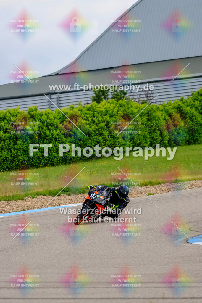 MotoTeam-8916 | Hier findet Ihr Bilder von Touristenfahrten auf der Nürburgring Nordschleife oder von anderen Veranstaltungen die ich besucht habe. Viel Spass beim Durch Schauen 