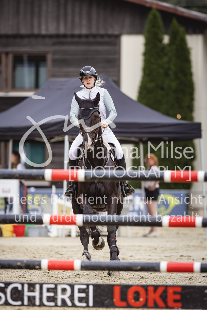 230824_Delbrueck_AmateurM2-234 | Deine schönsten Turniermomente als professionelle Fotos! Entdecke hochwertige Pferdesport-Fotografie im Online-Shop. Jetzt Fotos finden & bestellen!