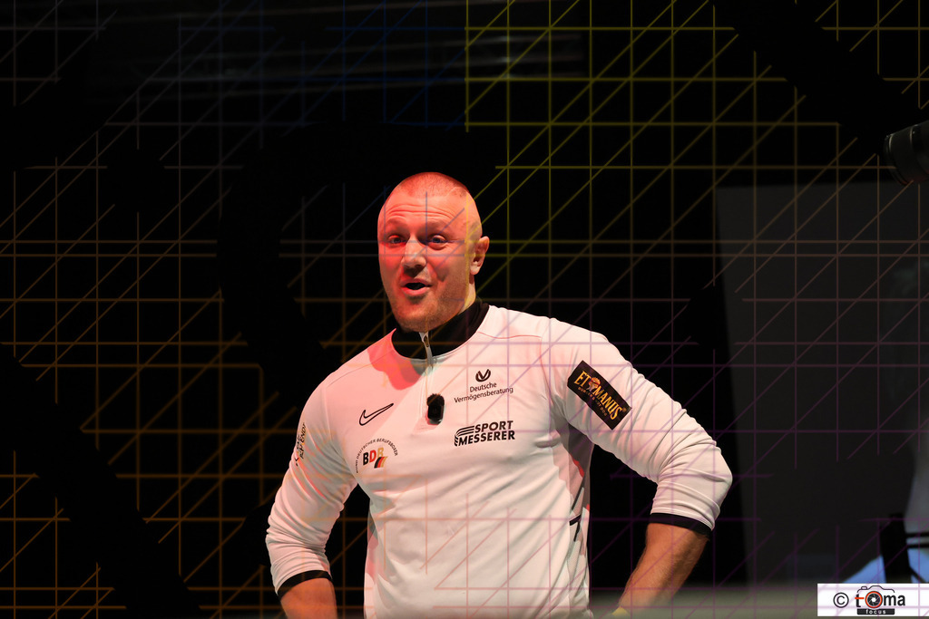 Faiz vs Arnold  25.04.2026 tomafocus Tb00131 | professionelle Sport- und Eventfotografie von Tomafocus – dynamische Bilder, emotionale Momente und hochwertige Aufnahmen für jeden Anlass. - Realisiert mit Pictrs.com