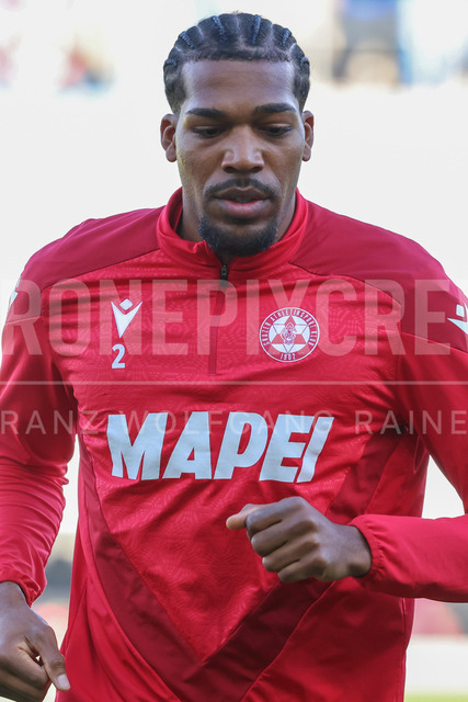 Grazer AK 1902 vs FC Red Bull Salzburg – Austrian Bundesliga | Graz, Austria, 15.Feb.26 - SOCCER - ADMIRAL Bundesliga, Grazer AK 1902 vs FC Red Bull Salzburg. The image shows Donovan Pines (GAK).