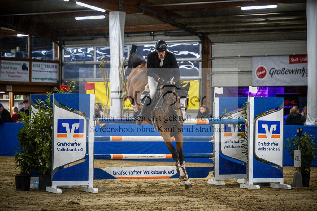 DOS_0373 | Entdecke hochwertige Reitturnierfotos von Foto Oger. Professionell, emotional und authentisch – jetzt Lieblingsmomente im Shop bestellen.Deutschlandweite Turnierfotografie. - Realisiert mit Pictrs.com