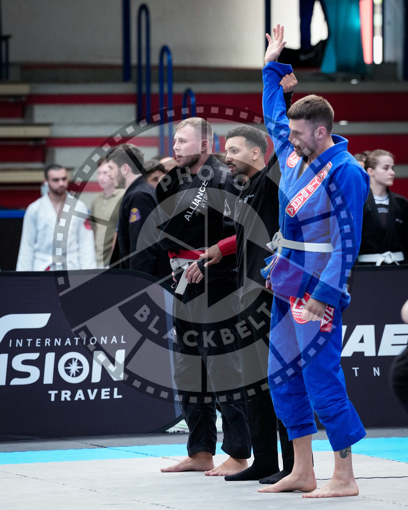 20250920PBB2449 | Athletes compete during the AJP Tour Hamburg International Jiu-Jitsu Championship, on September 20, 2025 in Hamburg, Germany. © Chiara Dazi / photoblackbelt