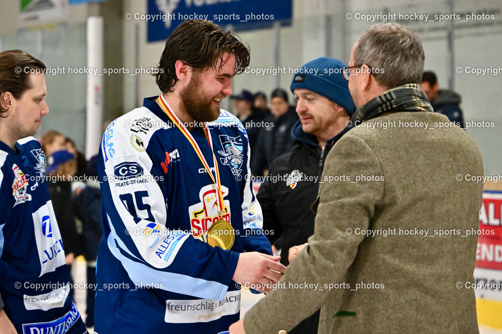 ESC Steindorf vs. EHC Althofen 8.3.2024 | ESC Steindorf vs. EHC Althofen 8.3.2024, ESC Steindorf vs. EHC Althofen Meisterfeier am 08.03.2024 in Steindorf (Ossiachersee Halle), Austria, (Photo by Bernd Stefan)