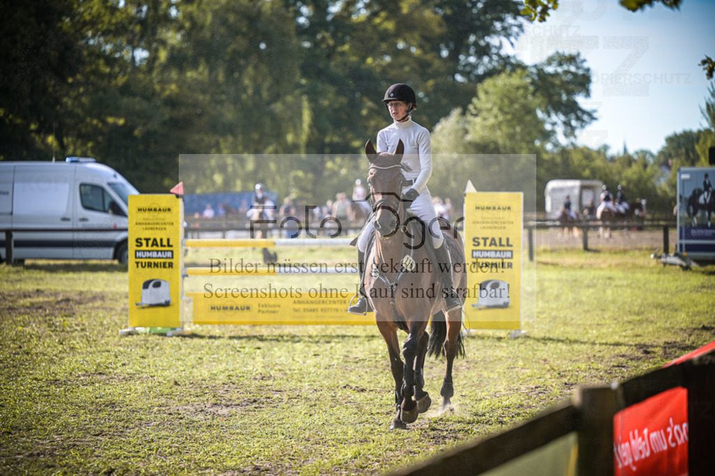 DOS_0261 | Entdecke hochwertige Reitturnierfotos von Foto Oger. Professionell, emotional und authentisch – jetzt Lieblingsmomente im Shop bestellen.Deutschlandweite Turnierfotografie. - Realisiert mit Pictrs.com