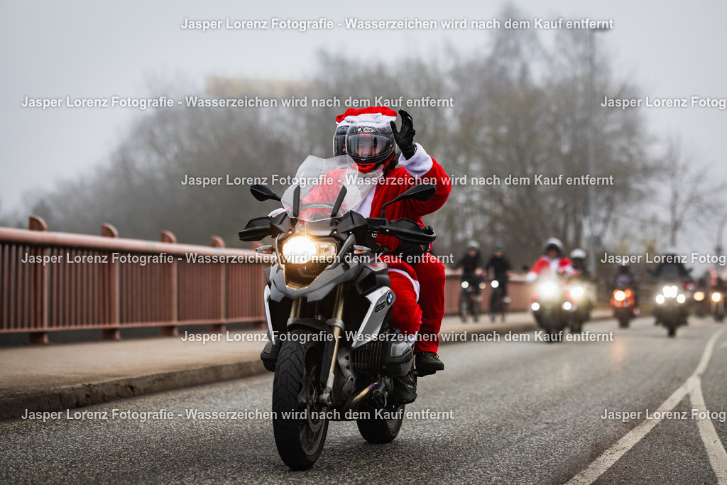 X-Mas Ride I Kiel I 2025 | Jasper Lorenz Fotografie - Realisiert mit Pictrs.com