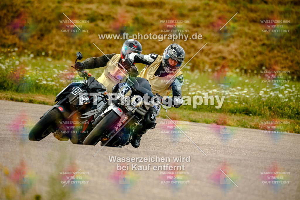 Chambley Juli-1002 | Hier findet Ihr Bilder von Touristenfahrten auf der Nürburgring Nordschleife oder von anderen Veranstaltungen die ich besucht habe. Viel Spass beim Durch Schauen 