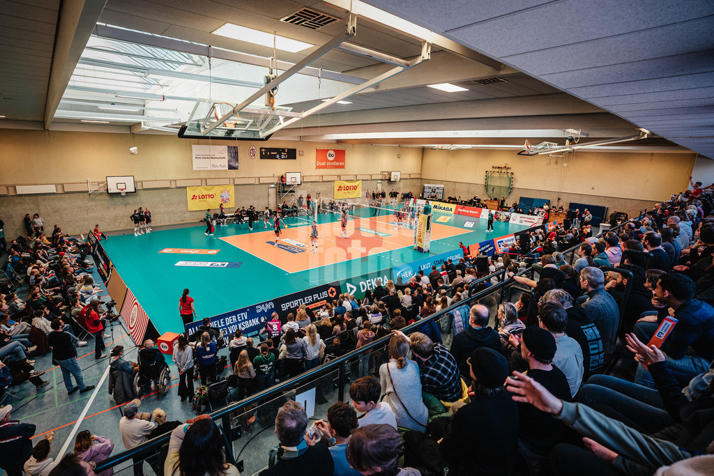 Volleyball | Frauen | Saison 2025/2026 | Volleyball Bundesliga | ETV Hamburger Volksbank Volleys vs. Schwarz-Weiß Erfurt | 15.02.2026 | Die ausverkaufte Halle Hoheluft