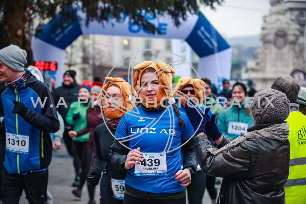 SILVESTERLAUF LINZ 25 | Linz, AUSTRIA, 31. Dezember 25, TRIRUN SILVESTERLAUF LINZ 25 , Image shows: 
Photo: WAPICS / BINDER Manuel