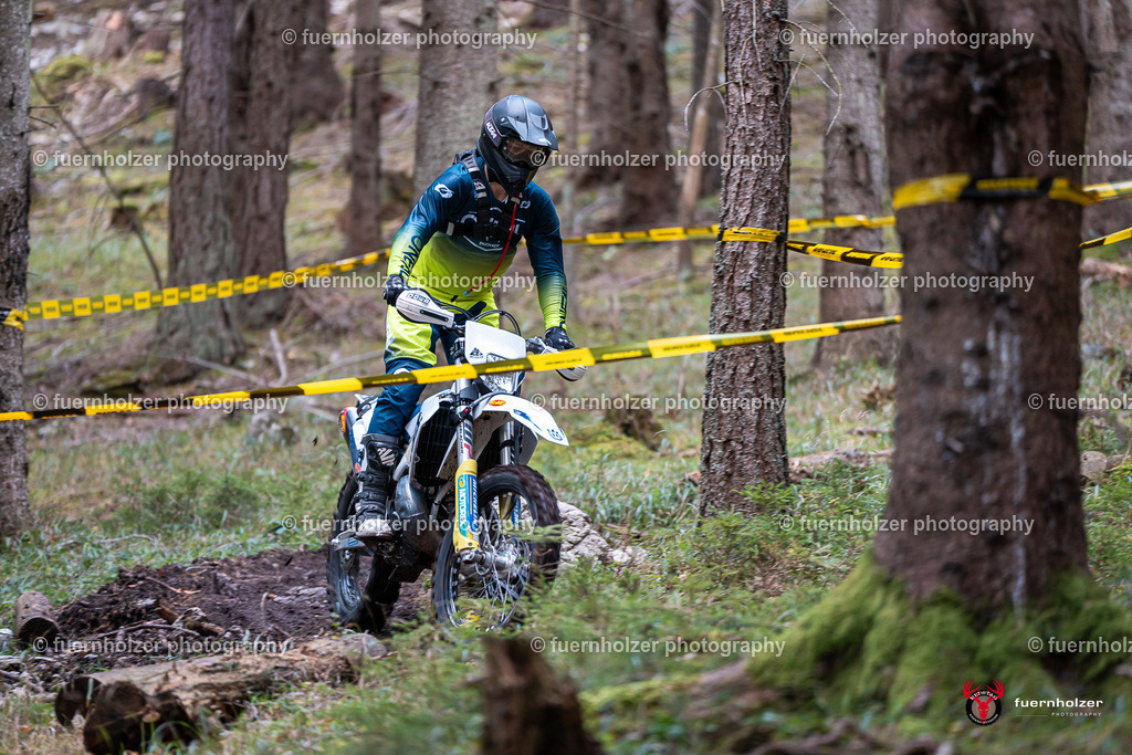 fuernholzer_251026-C2-218 | Fotografische Impressionen von der Red Stag Enduro Extreme by fuernholzer-photography.com. Endurosport in Österreich fotografisch festgehalten von fuernholzer. Auftragsfotografie für Private, Gewerbefotos und Industriefotografie. Eventfotografie, Sportfotografie und Motorsportfotografie. Anbieter von Fotoworkshops, Fototraining, fotografischen Vorträgen und Fotoseminaren.