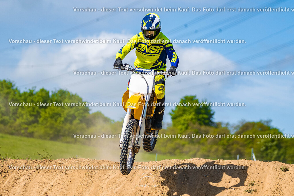 05_03_Schwedt-9181 | Sportfotografin aus Berlin-Brandenburg mit Fokus auf Motocross. Ich halte deine sportliche Leistung und echte Emotionen auf und neben der Strecke professionell fest. Entdecke die Fotos von deinem Rennen und bestelle sie direkt hier im Shop.