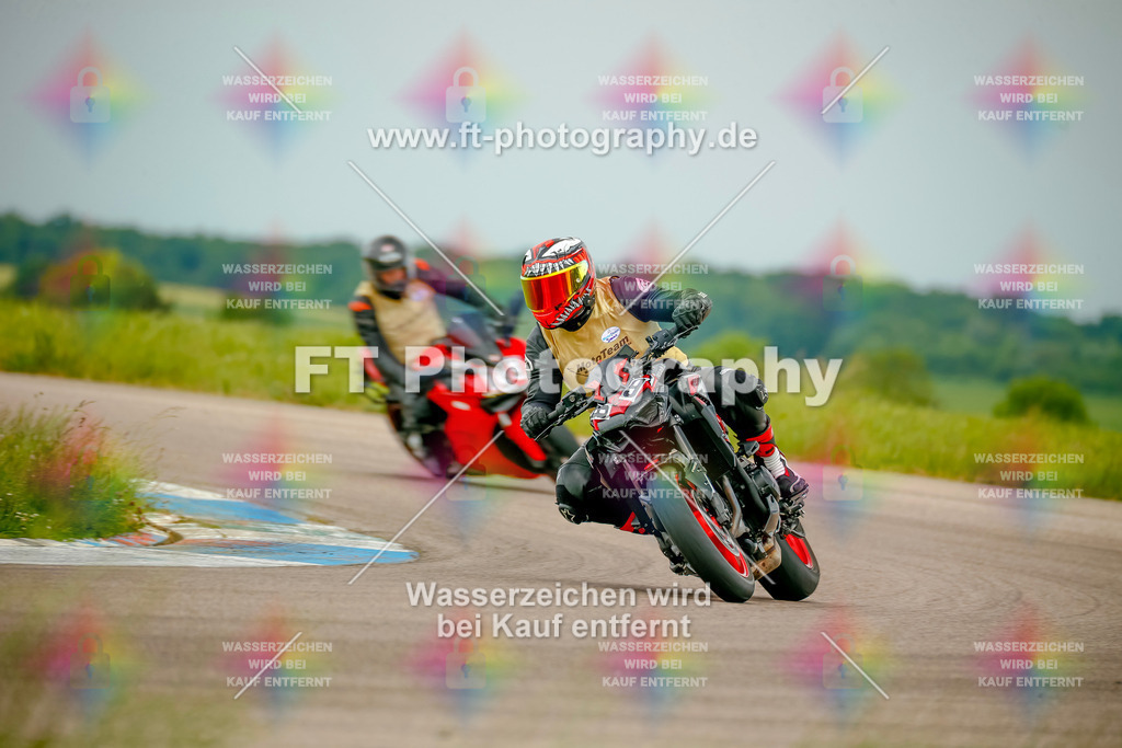 _MOT1748 | Hier findet Ihr Bilder von Touristenfahrten auf der Nürburgring Nordschleife oder von anderen Veranstaltungen die ich besucht habe. Viel Spass beim Durch Schauen 