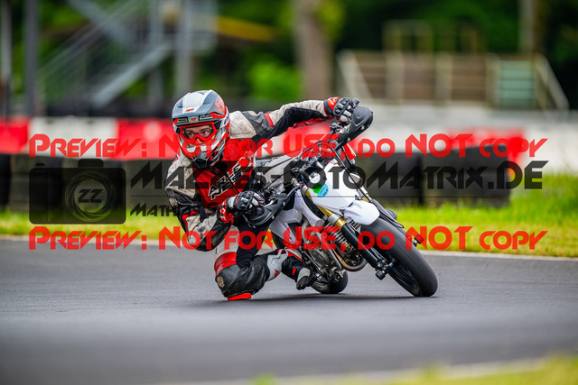 MaZZes_FotoMatrix_240619_6007705_7185 | Fotograf Mathias Schmid
Sportfotograf,
Eventfotograf,
Hochzeitsfotograf,
Portraitfotograf