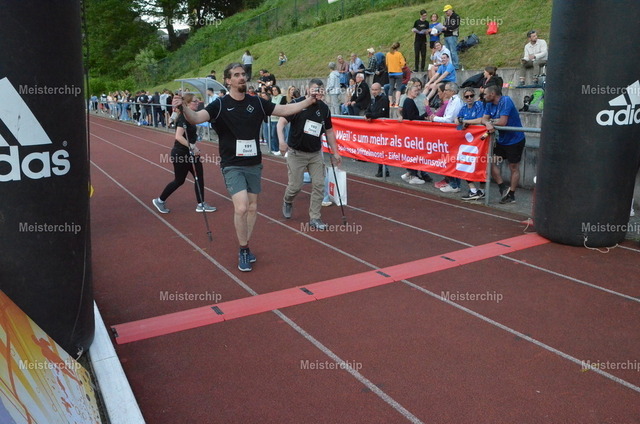 19-53-20_ | Meisterchip Fotoshop - Realisiert mit Pictrs.com