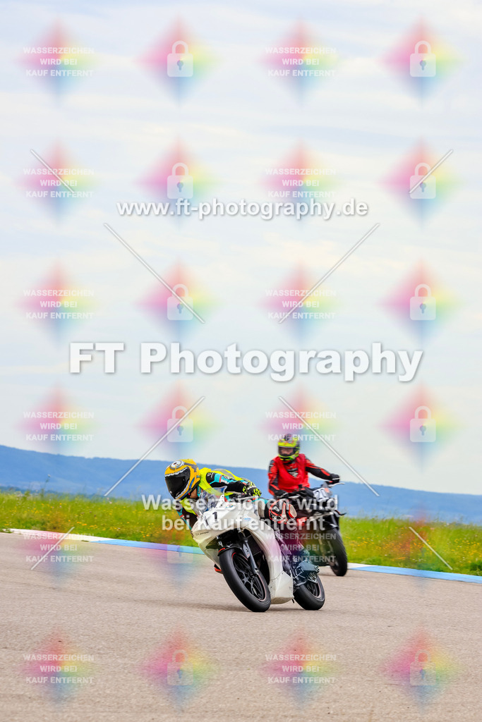 MotoTeam-3007 | Hier findet Ihr Bilder von Touristenfahrten auf der Nürburgring Nordschleife oder von anderen Veranstaltungen die ich besucht habe. Viel Spass beim Durch Schauen 