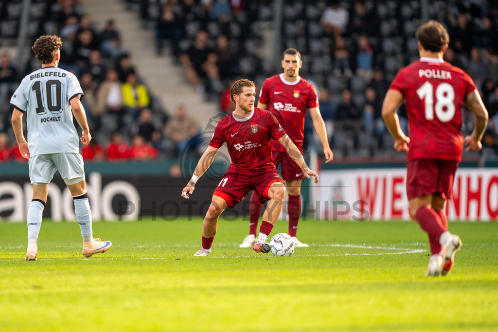 SG Sonnenhof Großaspach vs. Arminia Bielefeld, Fussball, DFB-Pokal, 1. Runde, 22.08.2026 | Tim Rossmann (SG Sonnenhof Großaspach, #11),SG Sonnenhof Großaspach vs. Arminia Bielefeld, Fussball, DFB-Pokal, 1. Runde, 22.08.2026,DFB regulations prohibit any use of photographs as image sequences and/or quasi-video