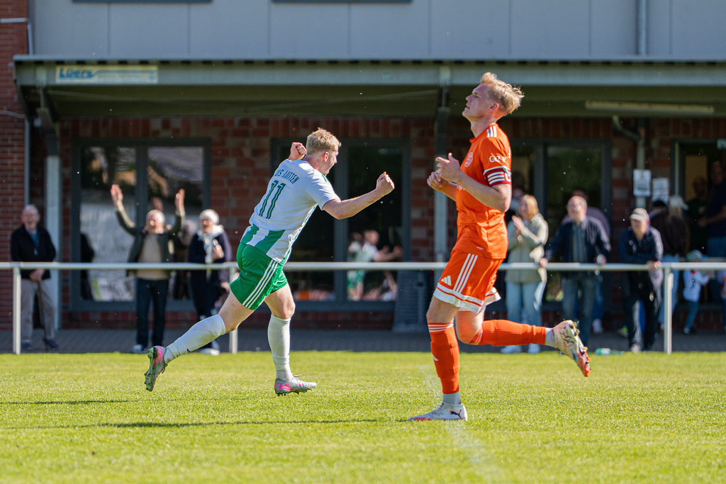 Fußball I Herren I Saison 2025-2026 I Bezirksliga Weser-Ems 4 I 29. Spieltag I TuS Lutten - SV Holdorf I 12485 | jns.sportfotos - Realisiert mit Pictrs.com
