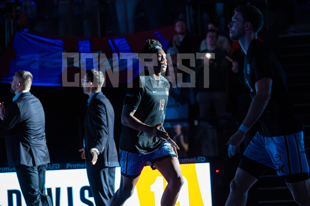 Basketball I Herren I Bundesliga I Saison 2025/2026 I 8. Spieltag I Veolia Towers Hamburg - MHP Riesen Ludwigsburg | CONTRAST ZERØ MEDIA - Realisiert mit Pictrs.com