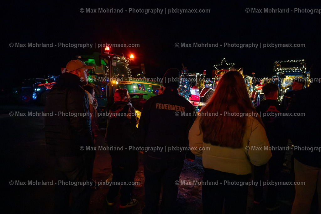 Lichterfahrt-Sulingen_071225-MM_9046-0019 | Max Mohrland - Photography - Realisiert mit Pictrs.com