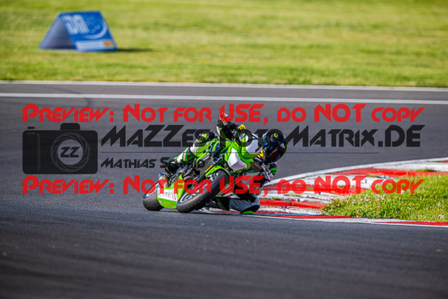 MaZZes_FotoMatrix_220508_98418 | Fotograf Mathias Schmid
Sportfotograf,
Eventfotograf,
Hochzeitsfotograf,
Portraitfotograf