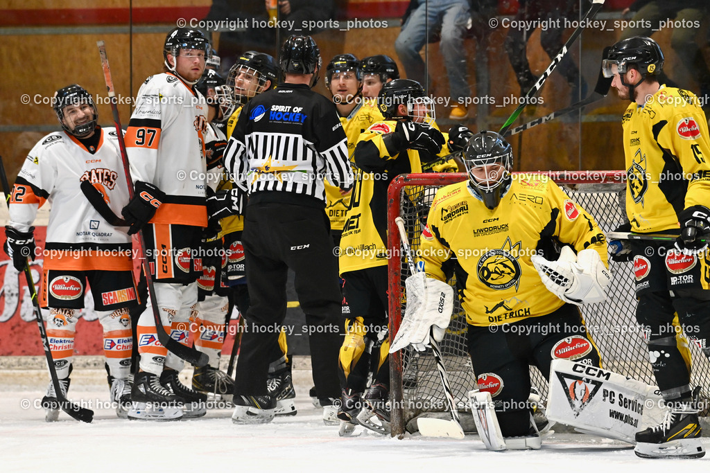 EC Hornets Spittal vs. USC Piraten Velden 18.2.2024 | #72 Wachter Daniel USC Velden, #97 Pirsch Christoph USC Velden, #8 Komar Luca EC Hornets Spittal, #98 Thalhammer Dominic EC Hornets Spittal, #1 Zauchner Rene EC Hornets Spittal, #15 Rossbacher Daniel EC Hornets Spittal, EC Hornets Spittal vs. USC Piraten Velden 18.2.2024, EC Hornets Spittal vs. USC Piraten Velden 18.2.2024 am 18.02.2024 in Spittal an der Drau (Eissportzentrum Spittal), Austria, (Photo by Bernd Stefan)
