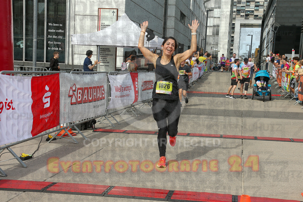250920_1336_EX1_5780 | Sportfotografie im Rhein-Sieg Kreis, Köln, Bonn, NRW, Rheinland Pfalz, Hessen, etc. Unser Tätigkeitsfeld umfasst den Laufsport vom Volkslauf über den Marathon, Duathlon, Triathon bis zum Ultralauf wie Kölnpfad Ultra oder Schindertrail.
