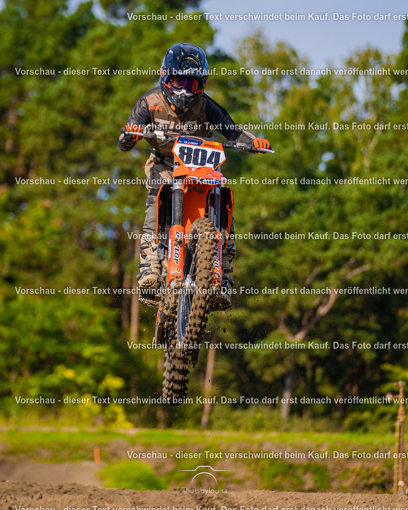 09_20_LM_Schenkenhorst-8125 | Sportfotografin aus Berlin-Brandenburg mit Fokus auf Motocross. Ich halte deine sportliche Leistung und echte Emotionen auf und neben der Strecke professionell fest. Entdecke die Fotos von deinem Rennen und bestelle sie direkt hier im Shop.