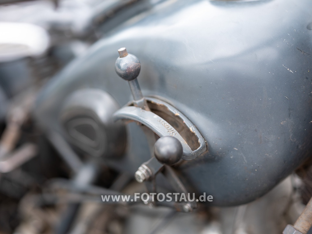 20250629-00272 | Erleben Sie hier die Faszination der klassischen Fahrzeuge in Bildern und lassen sich begeistern! - Realisiert mit Pictrs.com