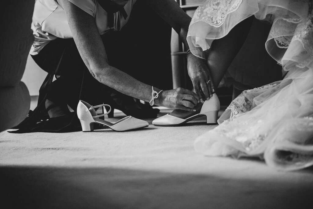 Get_Ready_Hochzeitsfotos_019 | Mein Name ist Arkadius. Ich fotografiere Ihre Hochzeit in Frankfurt und im Umkreis von 200 km. Als Fotograf bin ich noch bekannt im Bereich Business- und Modefotografie.