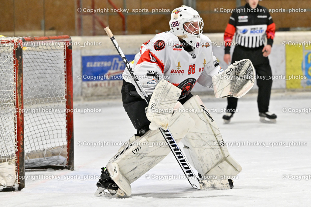 EC MET PHOTOVOLTAIK HORNETS SPITTAL vs. EV ZELTWEG MURTAL LIONS | #88 Mocher Paul EV ZELTWEG MURTAL LIONS, EC MET PHOTOVOLTAIK HORNETS SPITTAL vs. EV ZELTWEG MURTAL LIONS, EC MET PHOTOVOLTAIK HORNETS SPITTAL vs. EV ZELTWEG MURTAL LIONS am 08.02.2026 in Spittal an der Drau (Eissportzentrum Spittal), Austria, (Photo by Bernd Stefan)