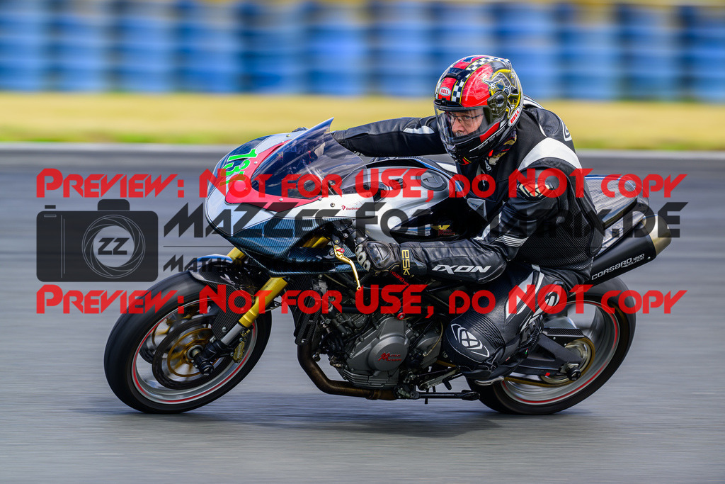 MaZZes_FotoMatrix_240724_6007705_0647 | GRUEN