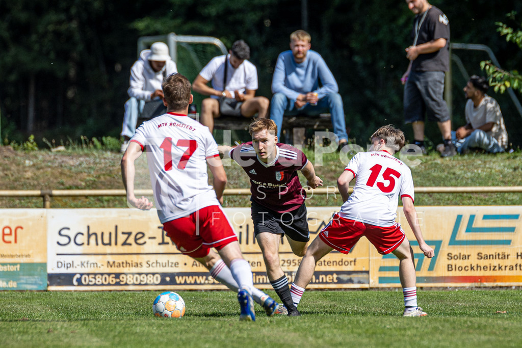 Ebstorf - Böttcher_ Karl vs Römstedt II 170825 dlP | immodelaporte-sportfotos - Realisiert mit Pictrs.com