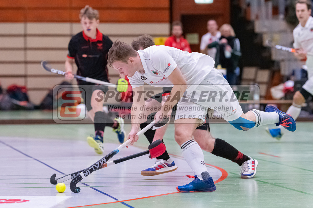 HK_20230113_102782 | 1. Bundesliga ( Halle ) Herren Crefelder HTC - DSD Düsseldorf am 13.1.2023 Crefelder HTC  ( CHTC ) Halle Glockenspitz , Krefeld , Elias Friedrich ( Crefelder HTC #11 )
