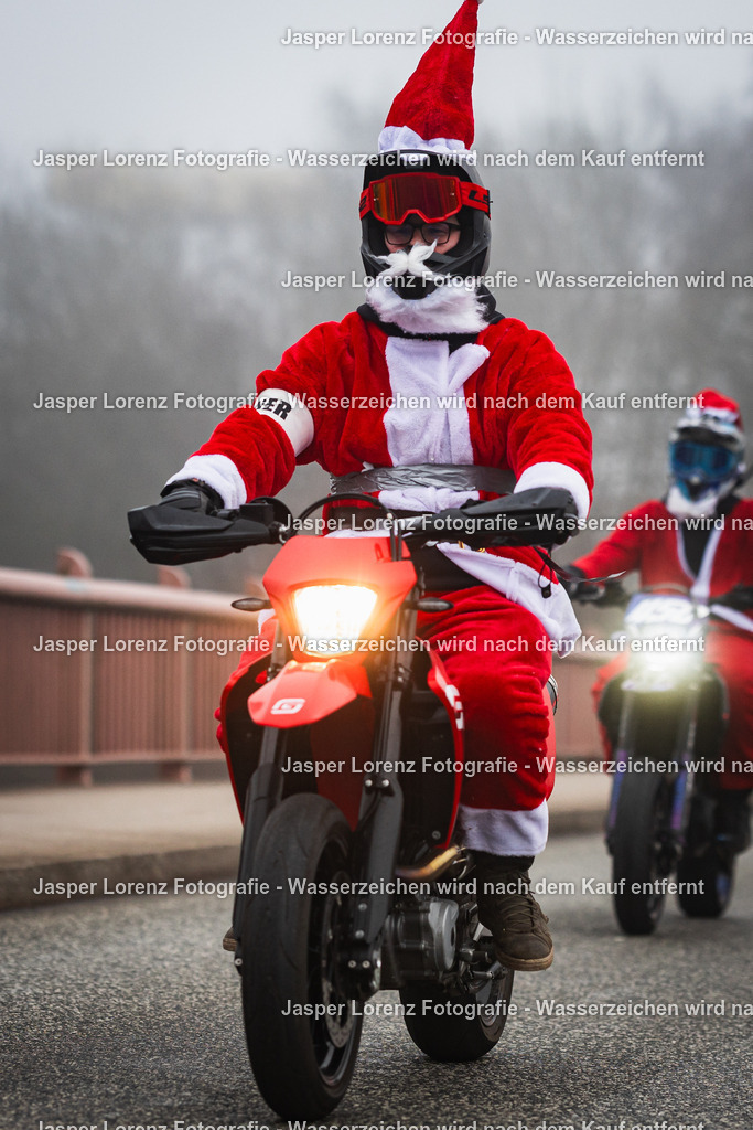 X-Mas Ride I Kiel I 2025 | Jasper Lorenz Fotografie - Realisiert mit Pictrs.com