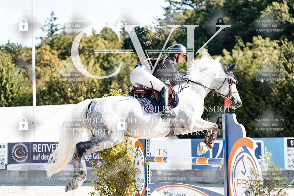 CK904471 | Turnierfotografie Pferdefotografie Trier Rheinland-Pfalz Pferdesport Reitsport Tierfotografie Sportfotografie Pferdevideo Pferdevideografie Equestrianvideography equestrianphotography  - Realisiert mit Pictrs.com
