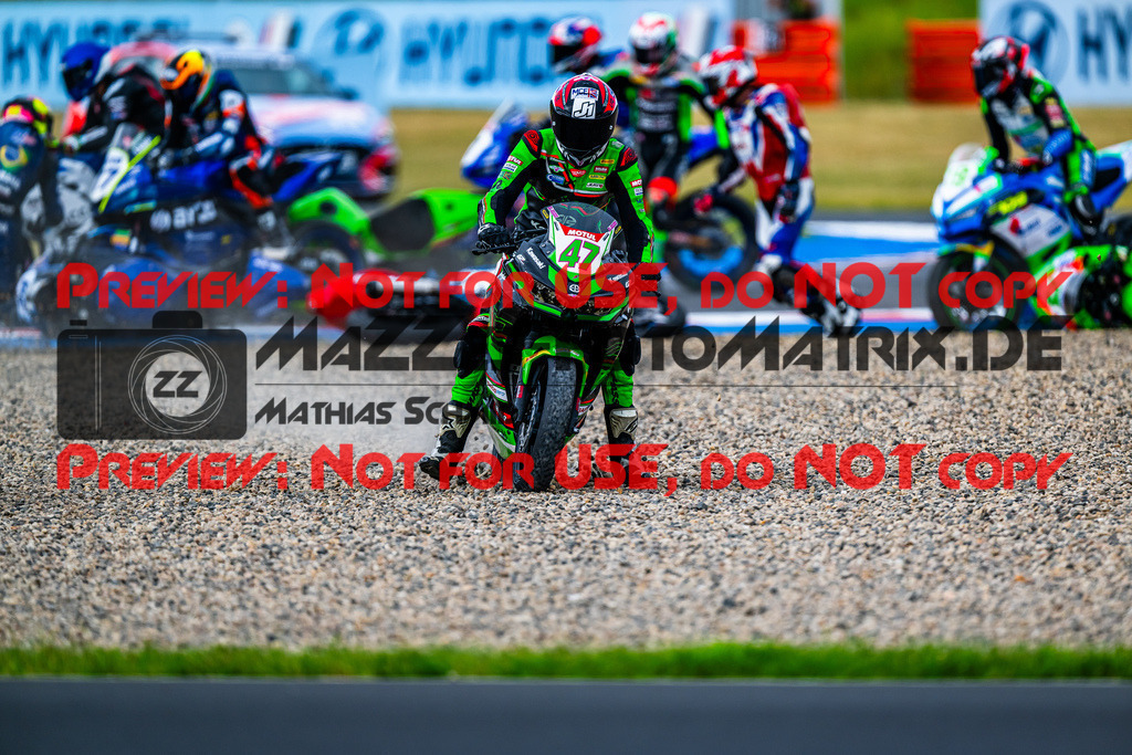 MaZZes_Fotomatrix_230729_2218 | SSP300