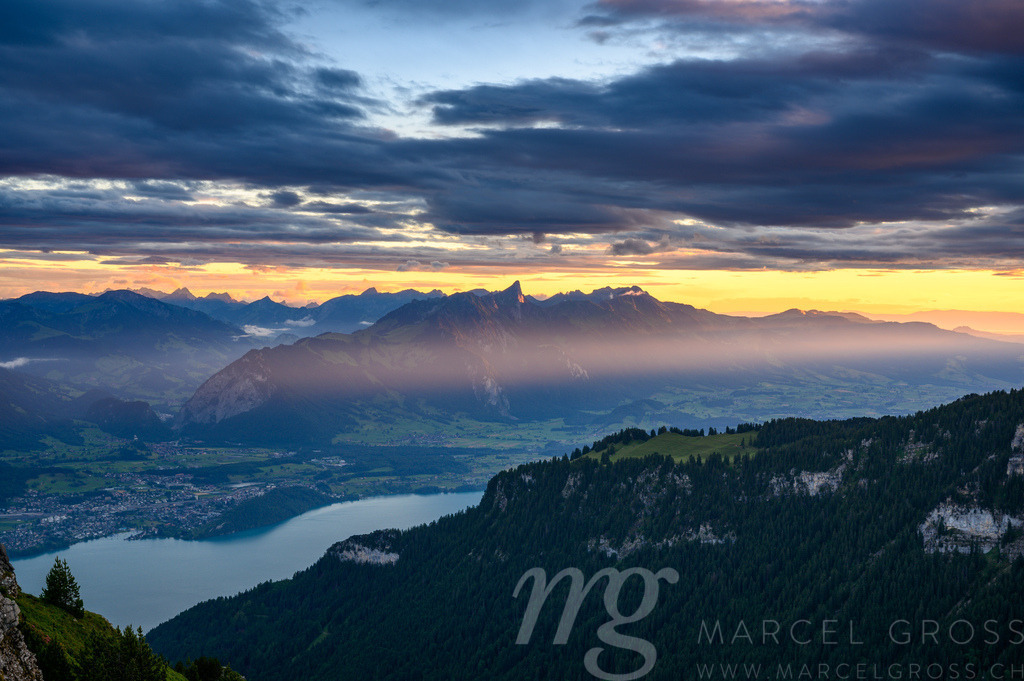 20220624-Niederhorn-0228 | Die ideale Geschenkidee für Naturliebhaber. Naturbilder von Marcel Gross Photography für ihr Zuhause in den verschiedensten Formaten und Materialien. - Realisiert mit Pictrs.com