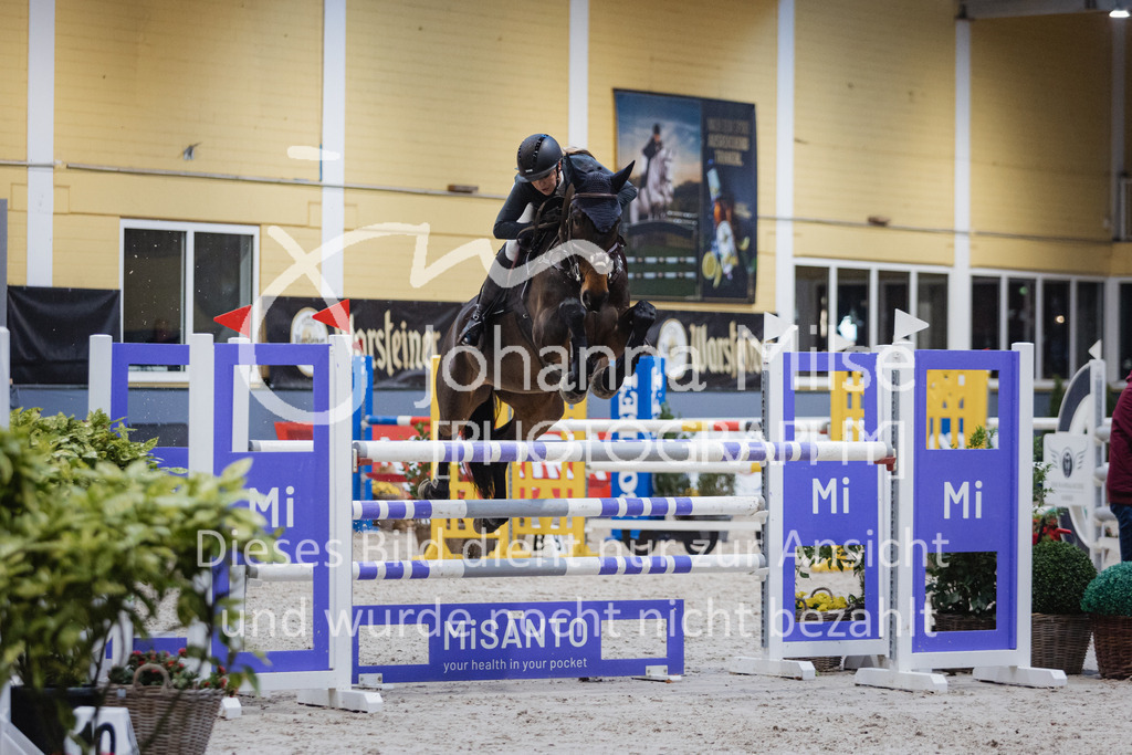 221216_Warstein_Youngster-M-423 | Deine schönsten Turniermomente als professionelle Fotos! Entdecke hochwertige Pferdesport-Fotografie im Online-Shop. Jetzt Fotos finden & bestellen!