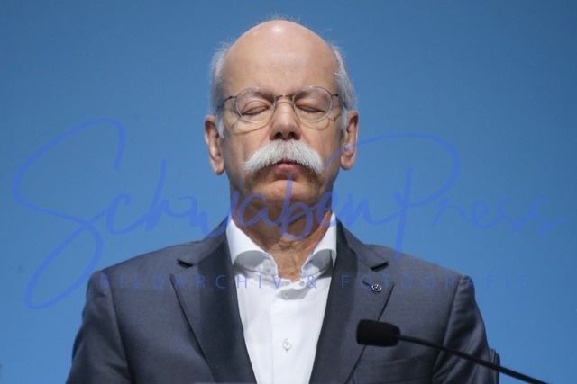 020217Ho291 | Dieter Zetsche Vorstandsvorsitzender)
 / Jahrespressekonferenz der Daimler AG, Germany, Carl Benz Center, Stuttgart, 20170202