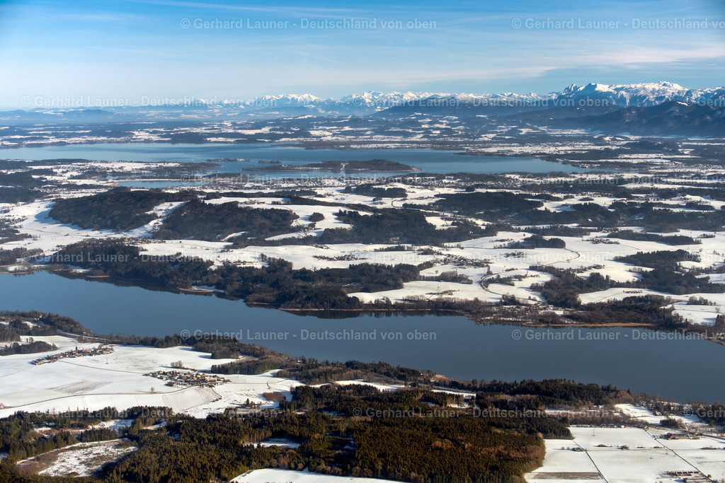 3900176 | Blick über den Simssee und Chiemsee in Richtung Salzburg