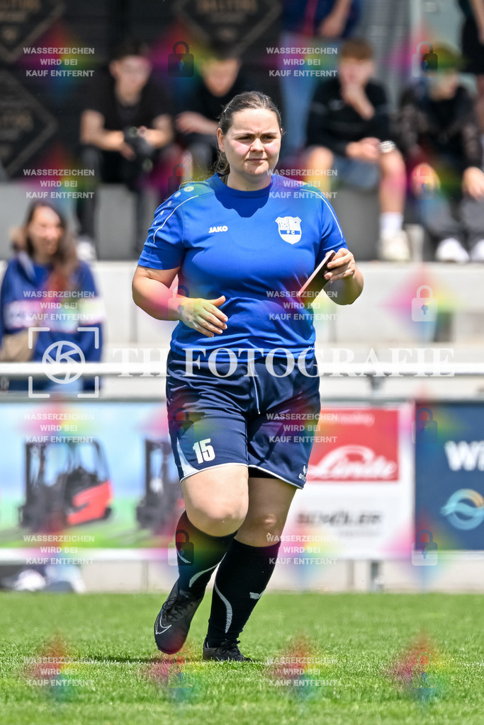 GER, FC Hauingen - SV Waldhaus, Frauen-Fussball, Rothaus Bezirkpokal, Finale, Saison 2024/2025, 29.05.2025 | Seraphine Koger (FC Hauingen, #15)Seraphine Koger (FC Hauingen, #15)GER, FC Hauingen - SV Waldhaus, Frauen-Fussball, Rothaus Bezirkpokal, Finale, Saison 2024/2025, 29.05.2025Foto: TH Fotografie/Thomas Hess