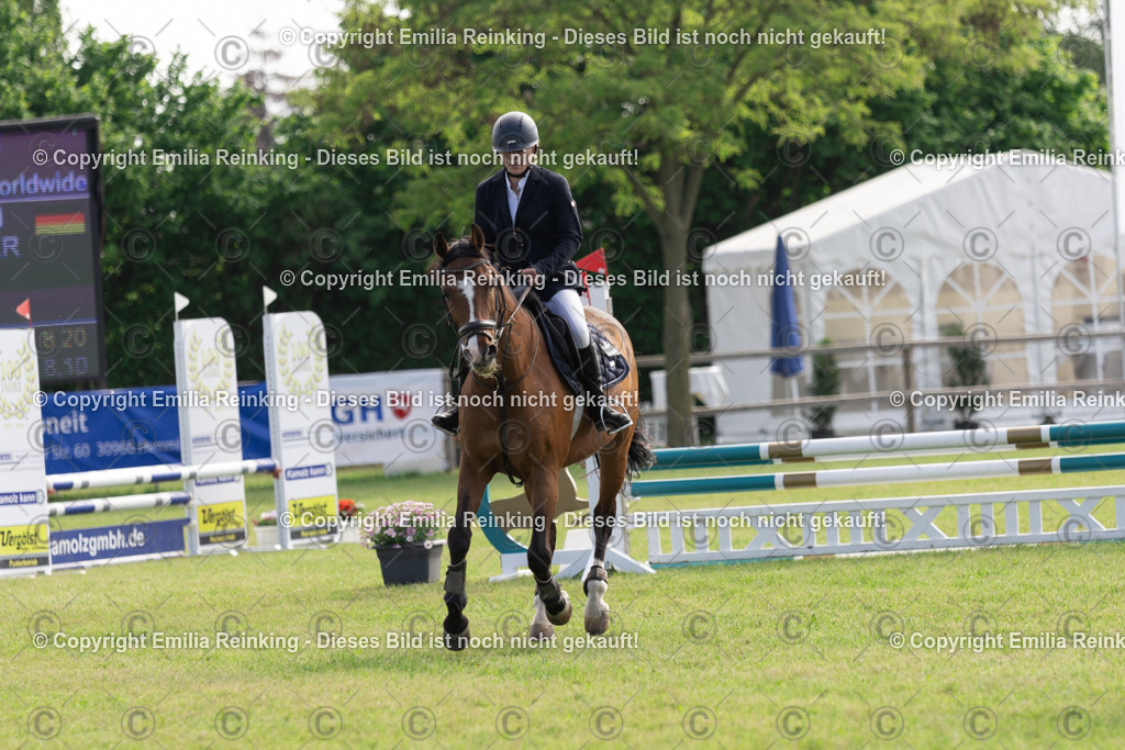 CL5A1077 | Emilia Reinking Fotografie - Realisiert mit Pictrs.com