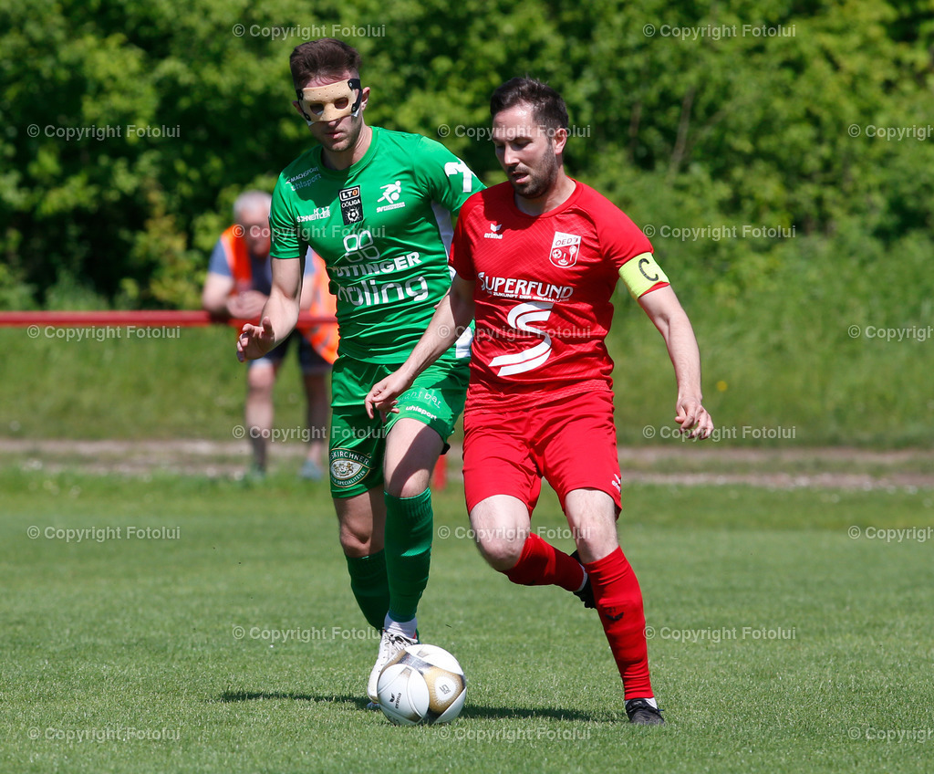 A_LUI_14052022_04 | SPORT,FUSSBALL,LT1 OOE LIGA,14.05.2022 IM BILD;ALI HAMDEMIR  (OEDT) UND MICHAEL KAPL (GRIESKIRCHEN)FOTO:FOTOLUI