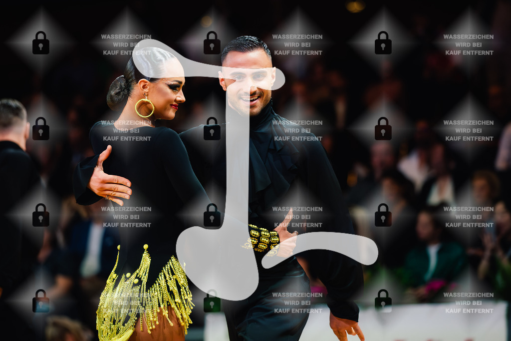 GOC 2025 - WDSF GrandSlam Latin 35-38th (208) Philip Andraus _ Ekaterina Tsvetkova (Germany)-2025-08-23-3372 | Webshop for digital downloads and prints of dance sport, event & show photographer Julian Link - Realisiert mit Pictrs.com