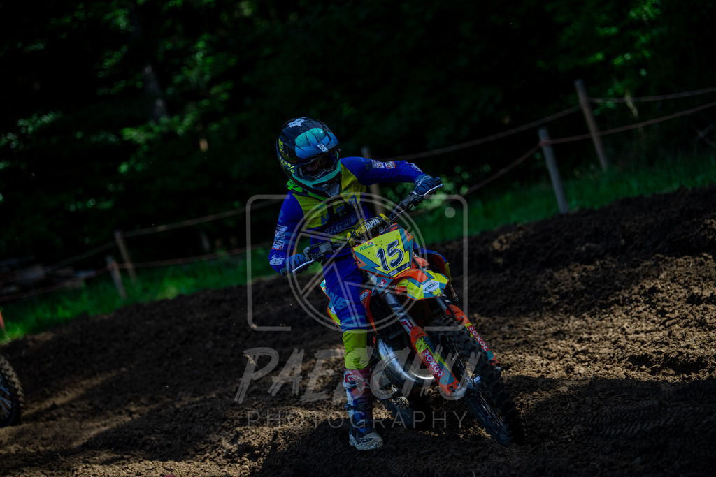 85 er (98) | Paeschuphoto Shop - Wer nicht sucht der auch nicht findet.Ob Motocrossbilder oder von einem besuchtem Spiel, Hauptsache Action. - Realisiert mit Pictrs.com