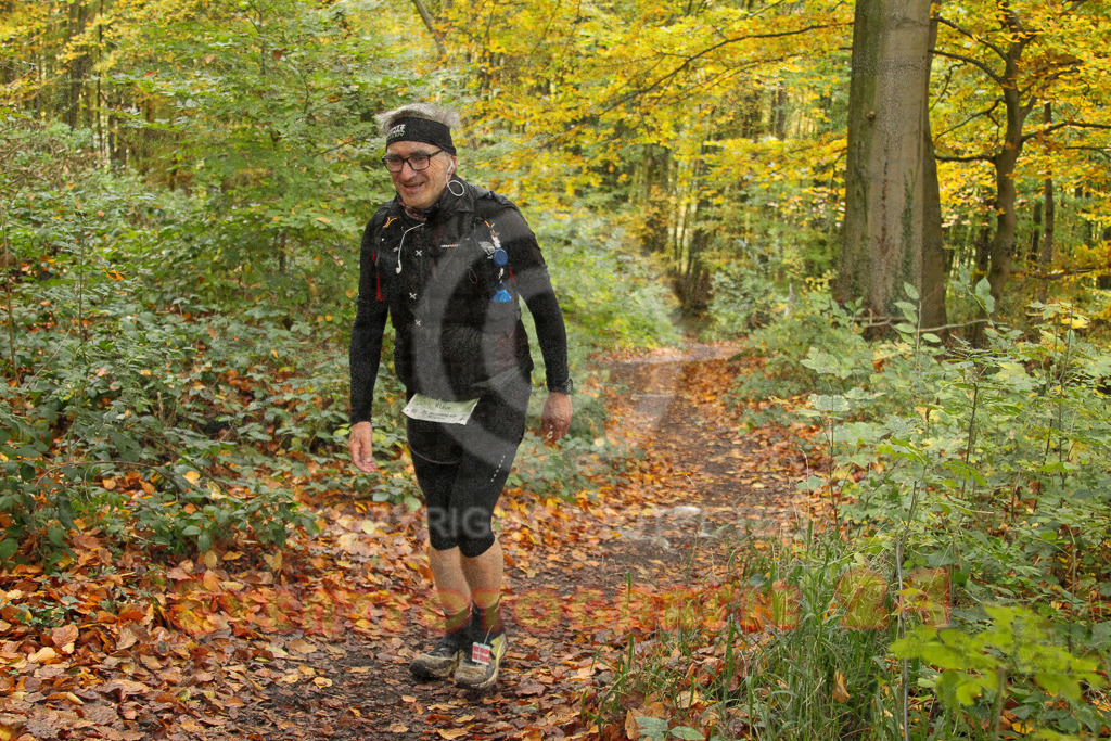 251026_1317_EV4_6736 | Sportfotografie im Rhein-Sieg Kreis, Köln, Bonn, NRW, Rheinland Pfalz, Hessen, etc. Unser Tätigkeitsfeld umfasst den Laufsport vom Volkslauf über den Marathon, Duathlon, Triathon bis zum Ultralauf wie Kölnpfad Ultra oder Schindertrail.