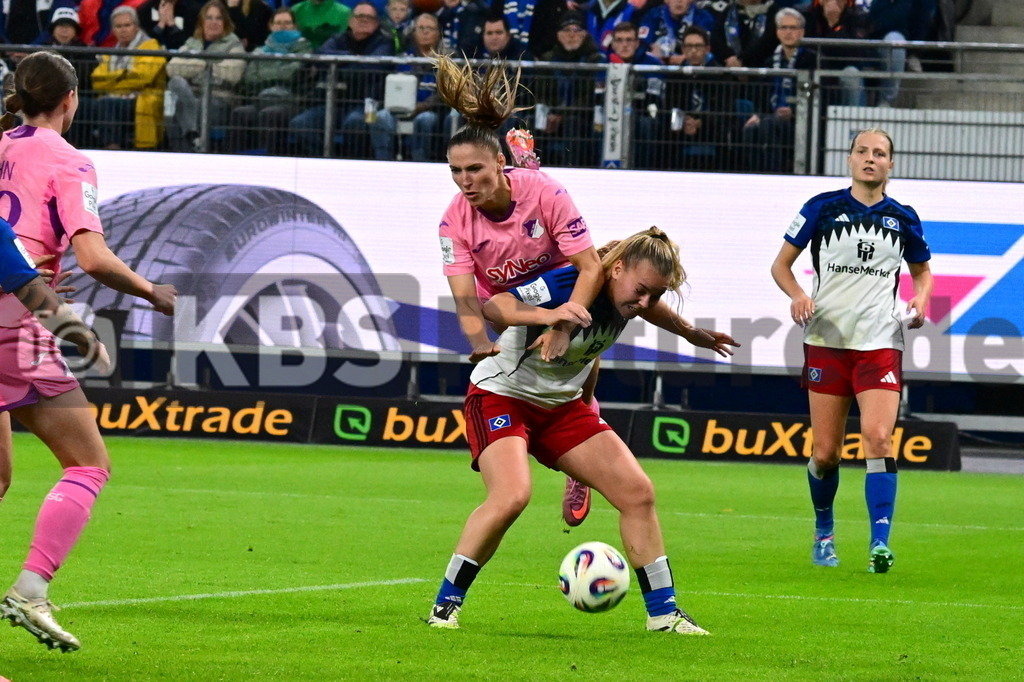 KBS Picture_HSV-Hoffenheim_Frauen_029 | v.v. Stoldt Svea (HSV Frauen) , Koessler Melissa (TSG Hoffenheim Frauen) ,Sportplatz :  Volksparkstadion, - Realisiert mit Pictrs.com