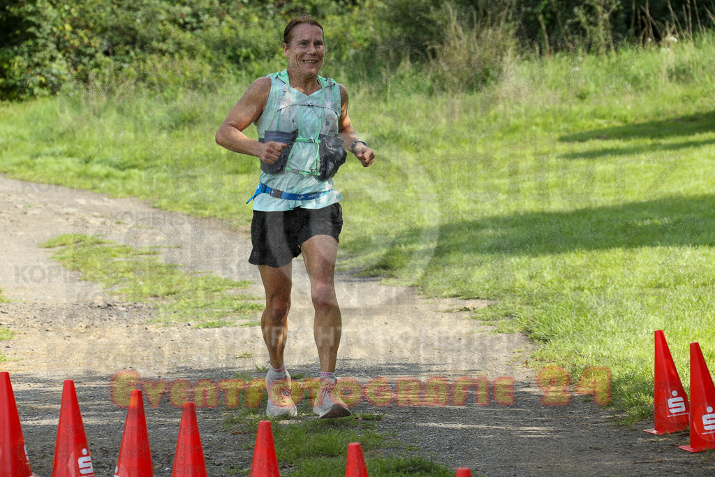 230826_1637_EX1_1601 | Sportfotografie im Rhein-Sieg Kreis, Köln, Bonn, NRW, Rheinland Pfalz, Hessen, etc. Unser Tätigkeitsfeld umfasst den Laufsport vom Volkslauf über den Marathon, Duathlon, Triathon bis zum Ultralauf wie Kölnpfad Ultra oder Schindertrail.