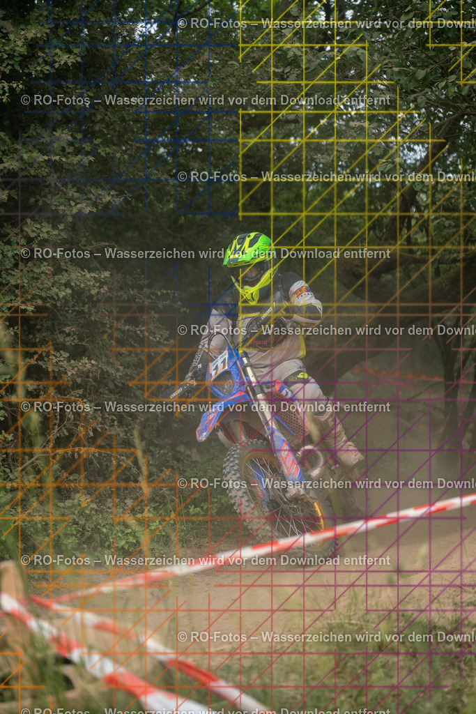 Niederwürzbach 4 Lauf-1407 | Sportfotografie von RO-Fotos: Motorsport, Motocross, Enduro, Laufveranstaltungen und Triathlon. Professionelle Fotos von Sportlern und Events. - Realisiert mit Pictrs.com