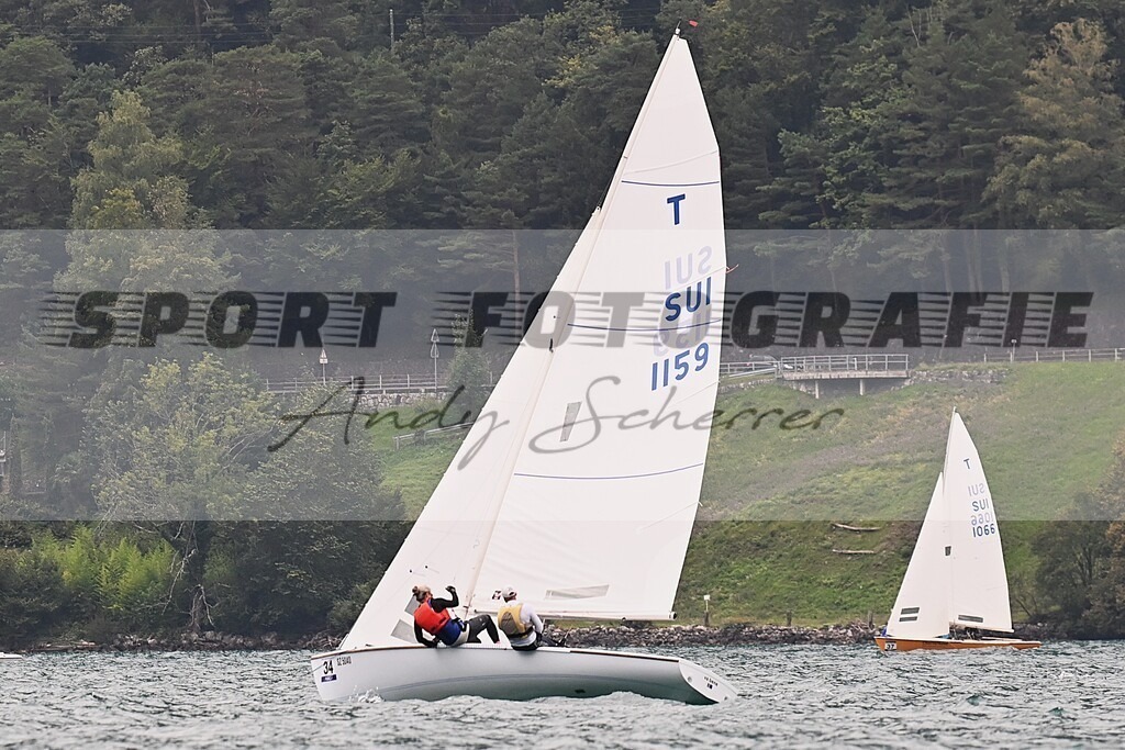 aaaDSC_9427Monnins in Aktion | Kaufen Sie Sportbilder im Onlineshop von Andy Scherrer Sportfotografie. Faszinierende Bilder von Sportevents aus der ganzen Schweiz. Fussball, Frauenfussball, Unihockey, Handball, Schwingen und weiteren Sportarten. - Realisiert mit Pictrs.com